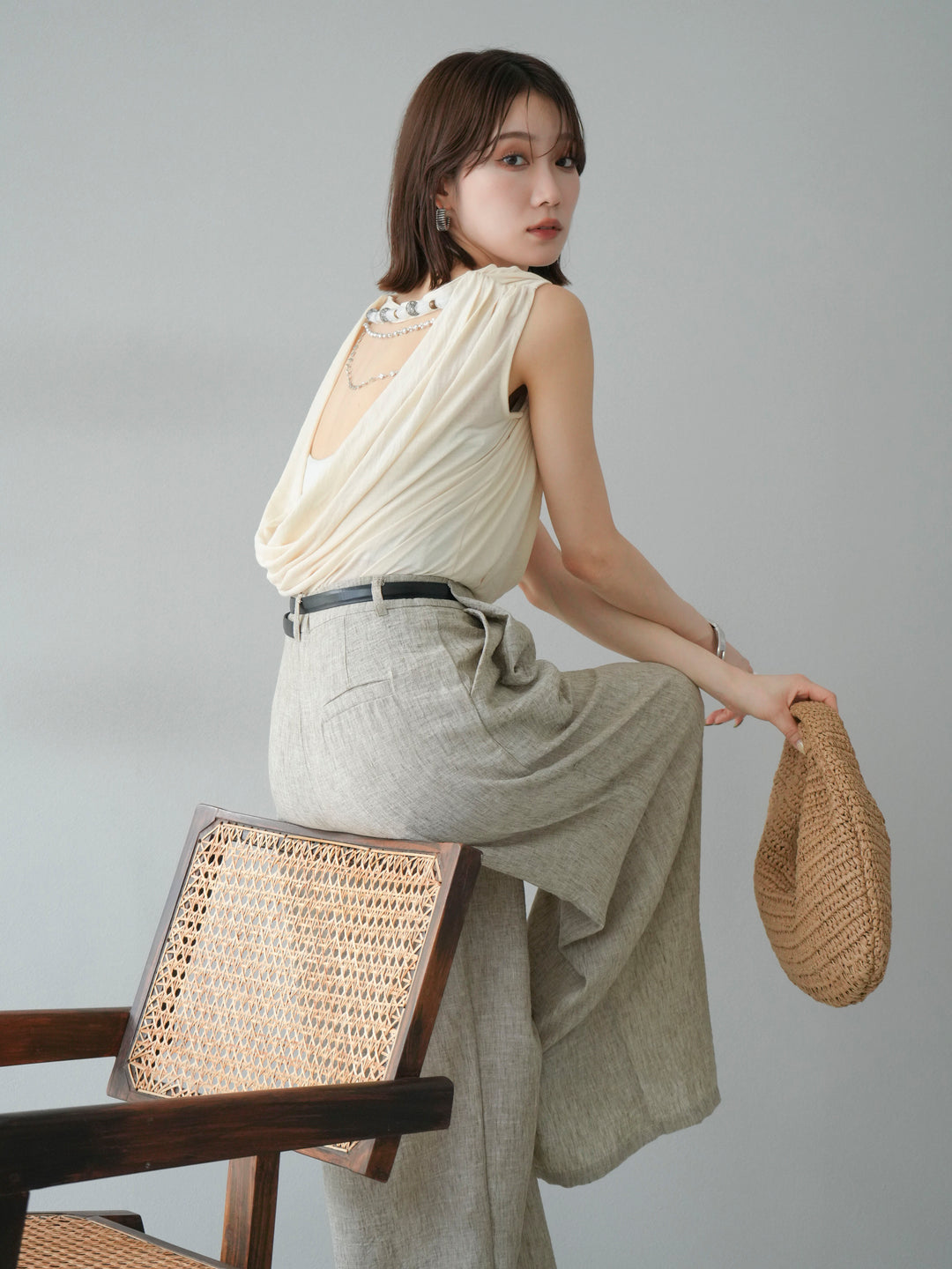 [預訂] 串珠鏈垂墜上衣/象牙色