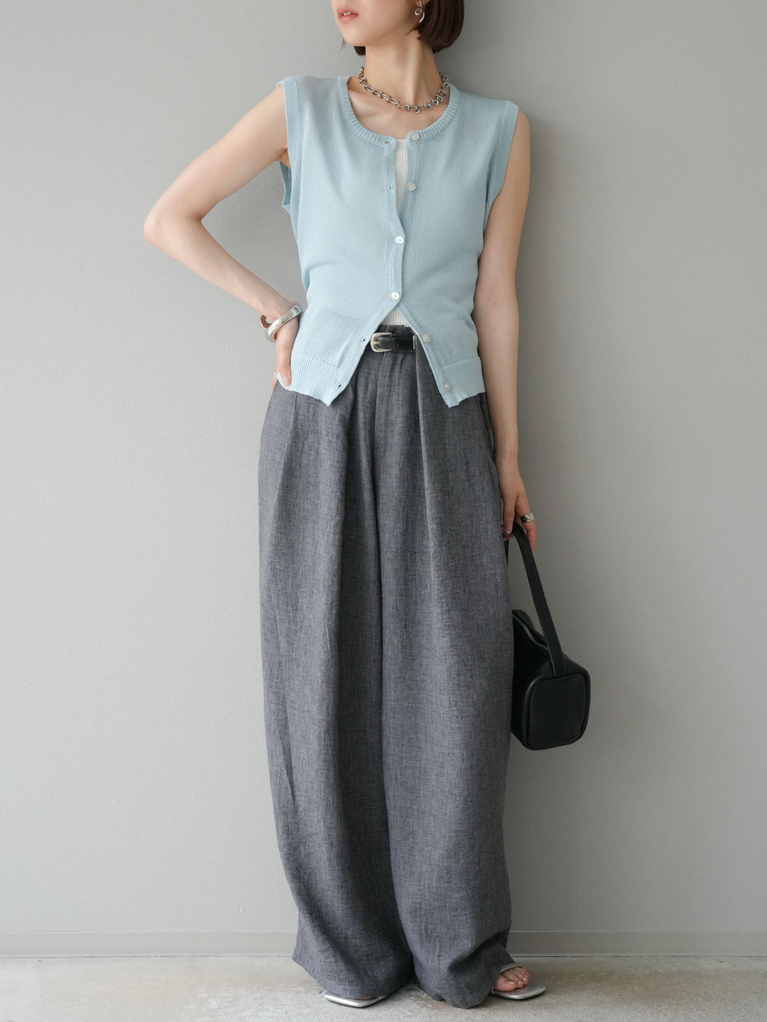 [予約]リネンライクベルト付タックループワイドパンツ/ブラック