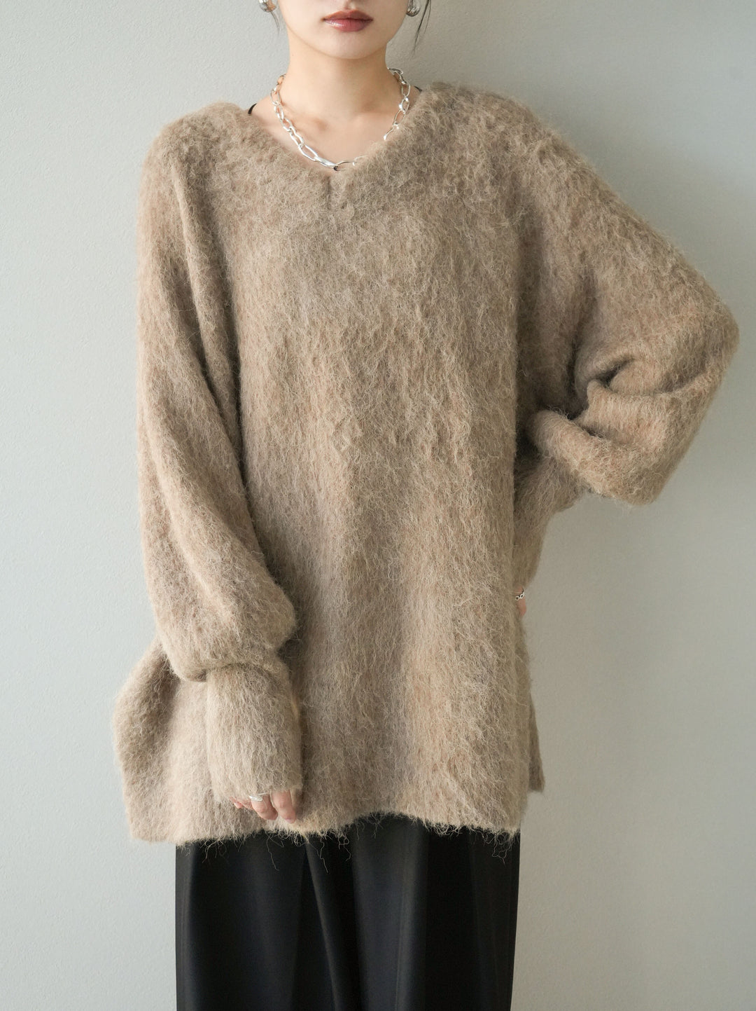 [予約]Vネックオーバーモヘアニットプルオーバー/モカ
