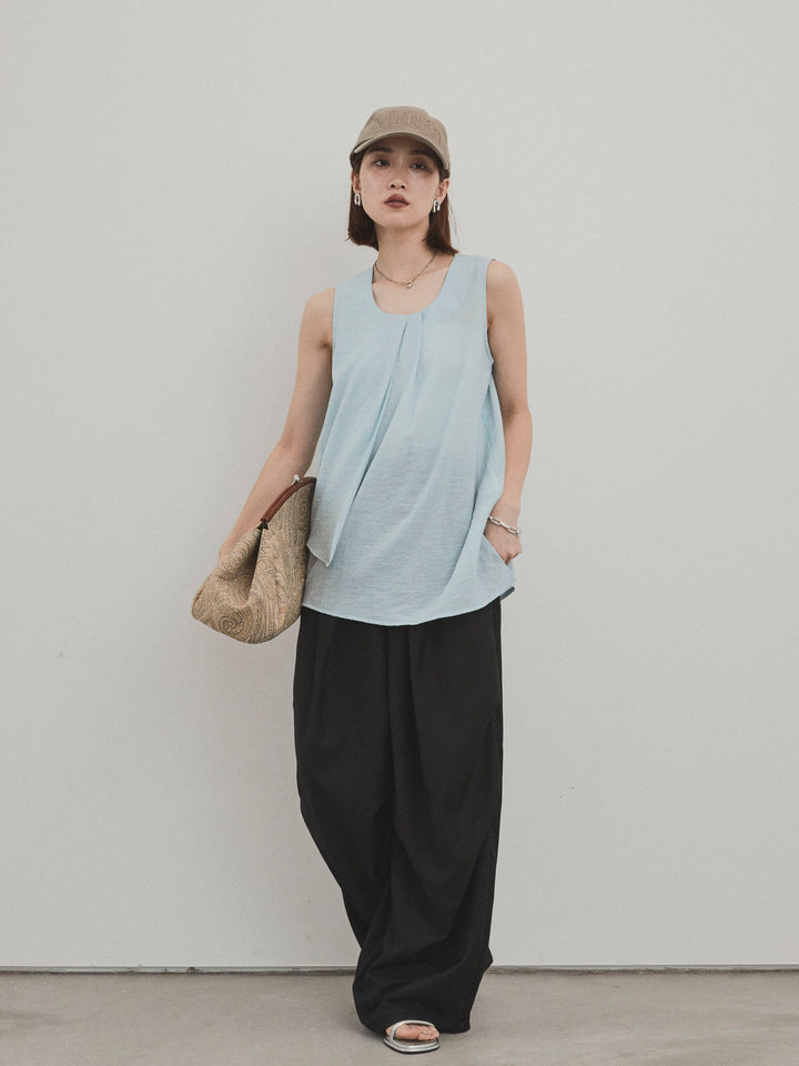 [SET] 透視褶皺不對稱上衣 + 設計環側褶褲 (2 件組)