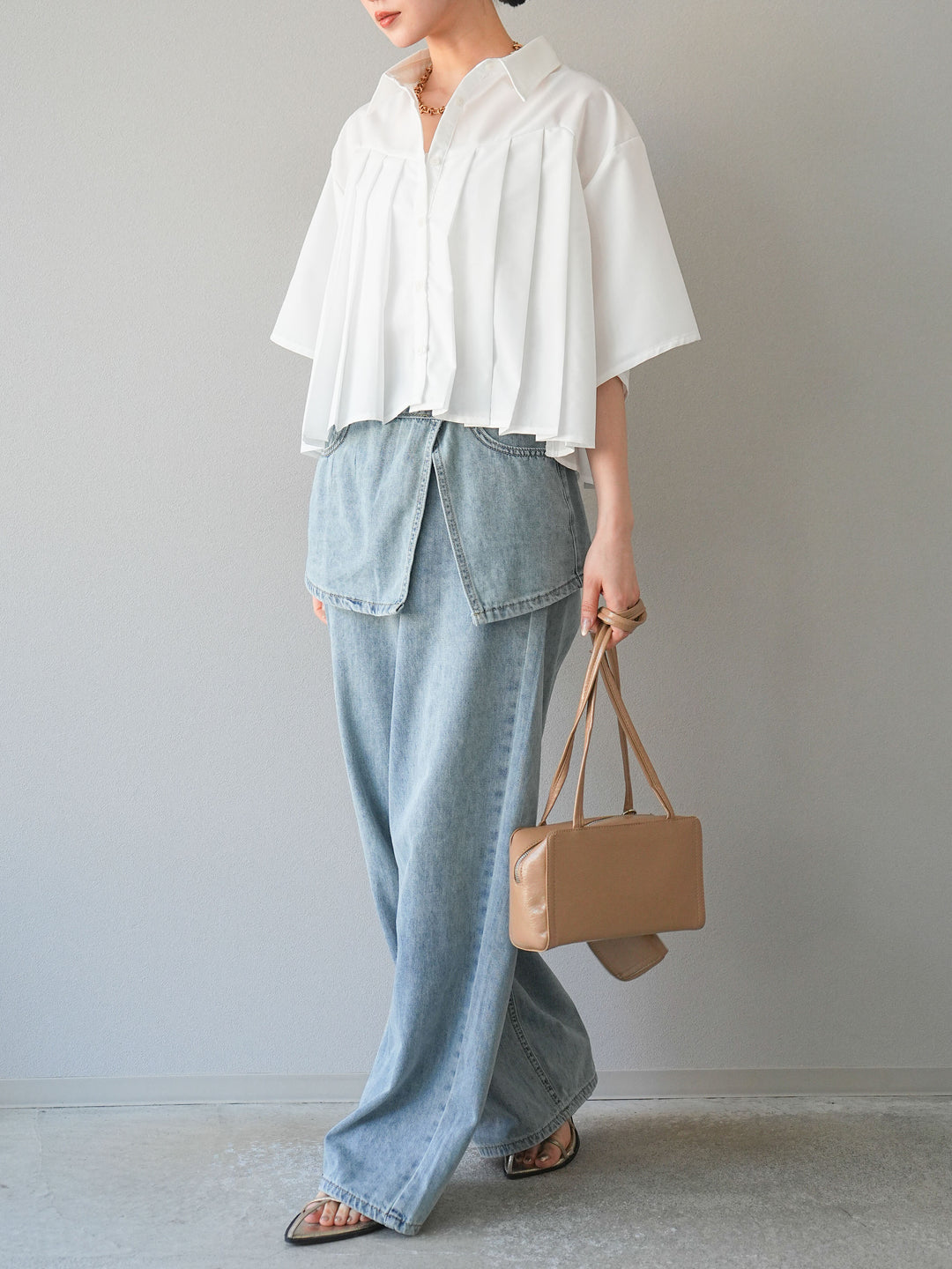 [予約]ブロードプリーツショートシャツ/オフ