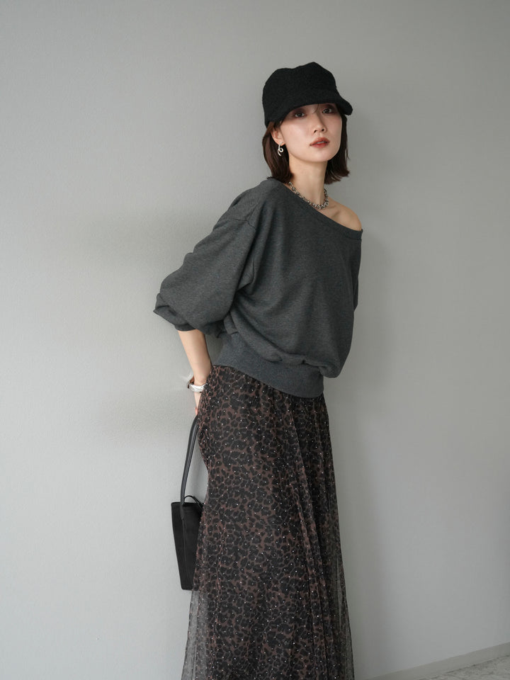 [予約]オフショルスウェットプルオーバー/チャコール