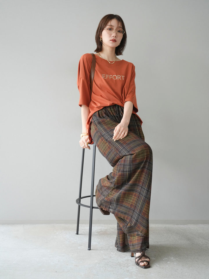[套裝] 不同材質金屬標誌刺繡 x 印花T卹 + 透視格紋寬鬆褲（2 件套）