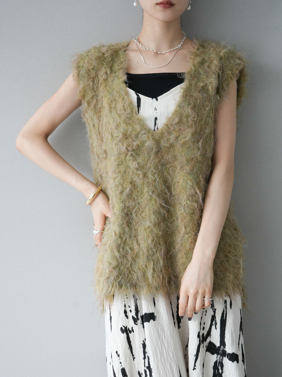 [予約]ウール混ミックスヤーンニットベスト/グリーン