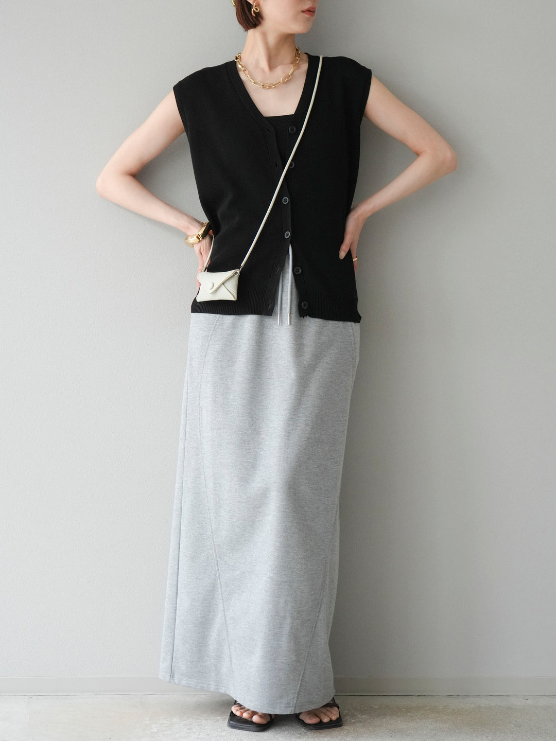 [SET]Vネックレーヨンニットベスト+スウェットロングスカート(2set)