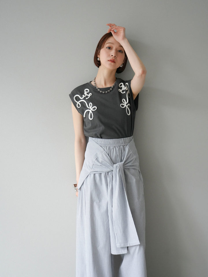 [SET]コード刺繍フレンチスリーブTシャツ+ウエスト巻きストライプイージーパンツ(2set)