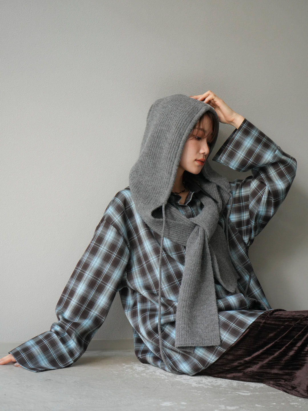 [予約]フードニットマフラー/チャコール