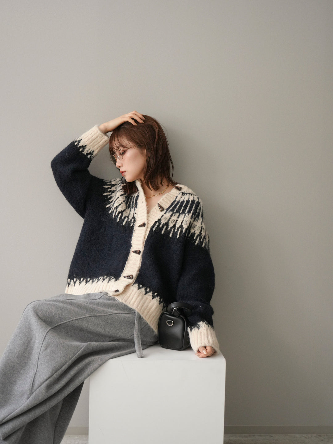 [予約]トグルボタン求心柄ニットカーディガン/blue