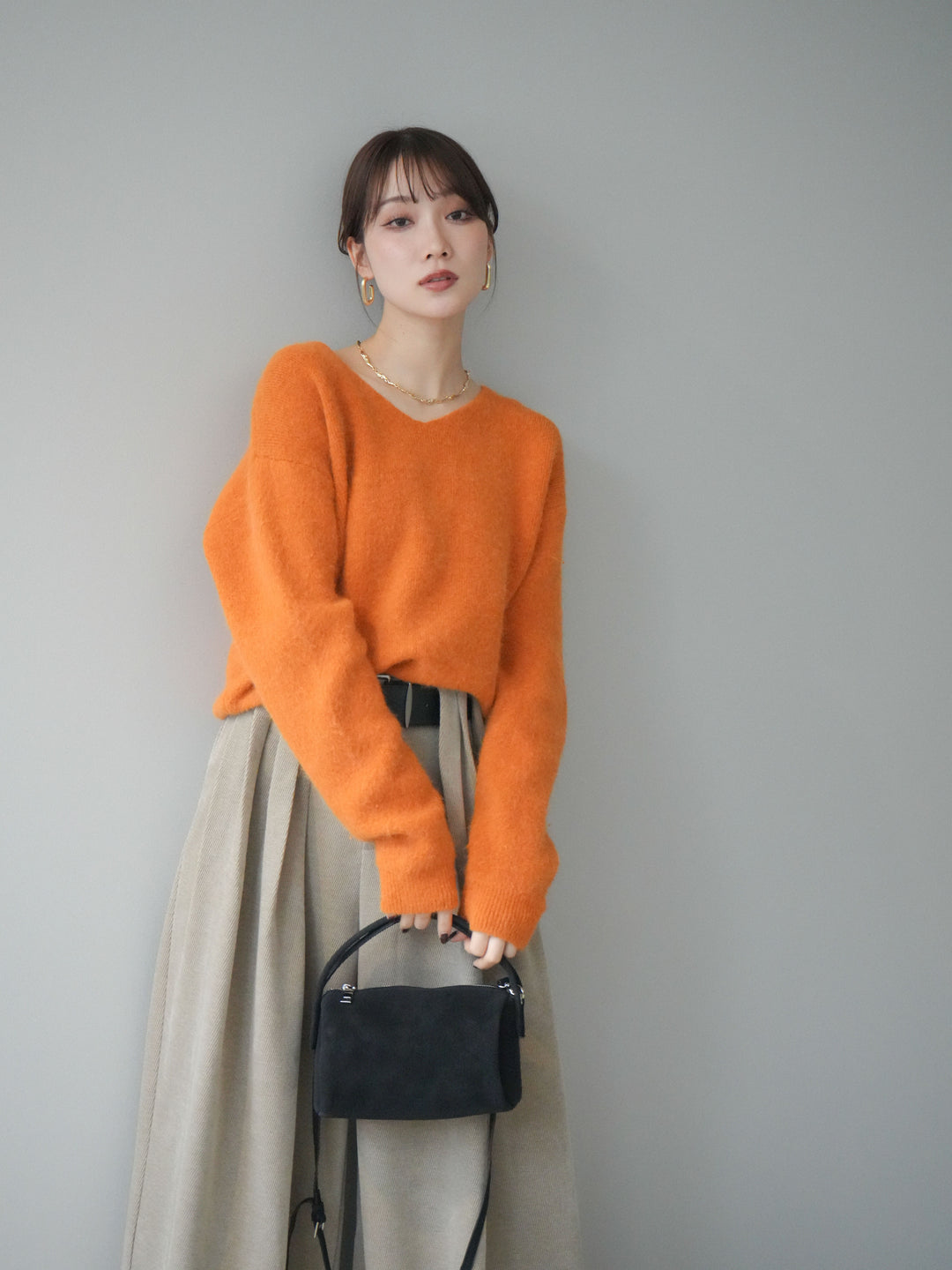 [SET]シュシュ付きアンゴラタッチVネックニットプルオーバー+シュシュ付きアンゴラタッチVネックニットプルオーバー(2set)