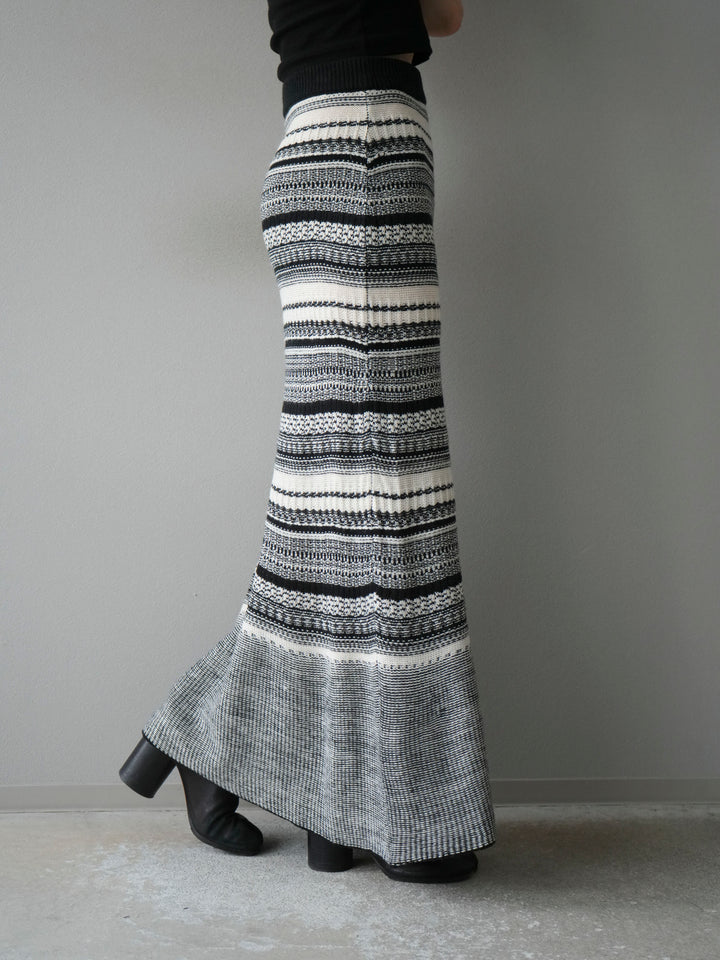 [予約]ガーター編みニットロングスカート/ホワイト×ブラック