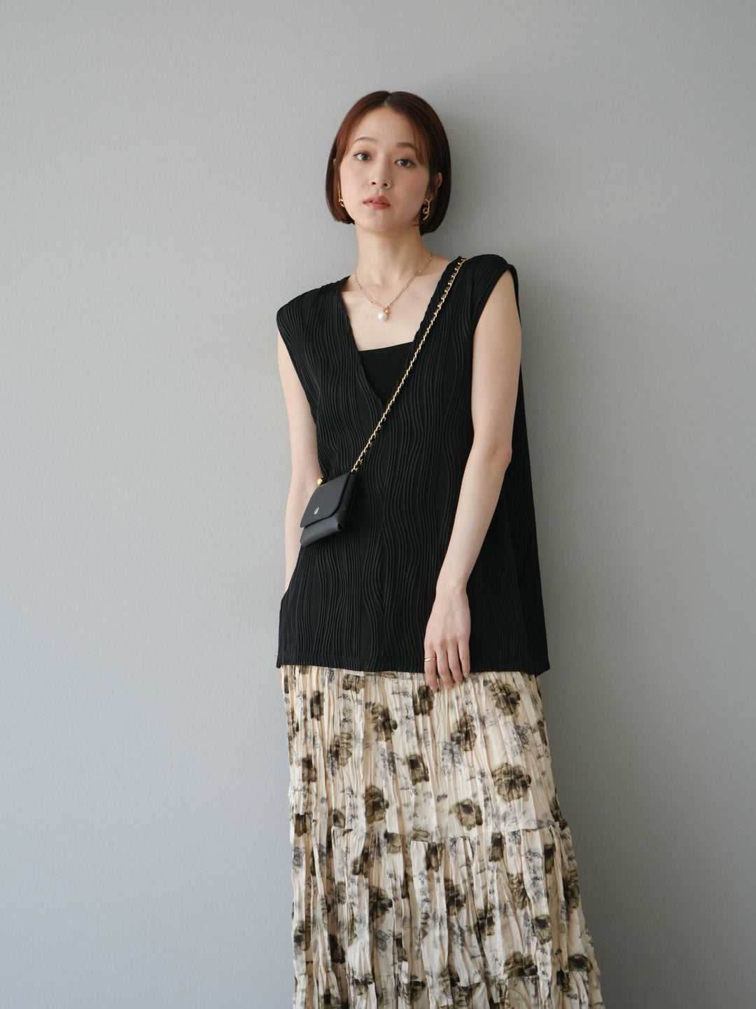 [SET]ウェーブパイピングVネックベスト+フラワーワッシャーロングスカート(2set)