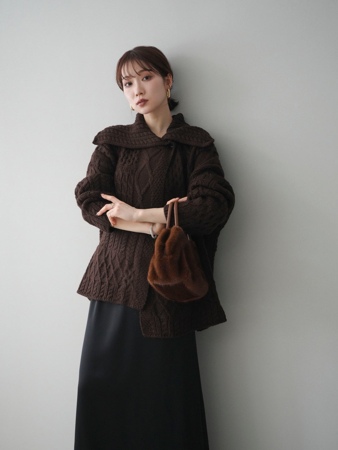 [予約]ケーブル編みデザインニットカーディガン/brown