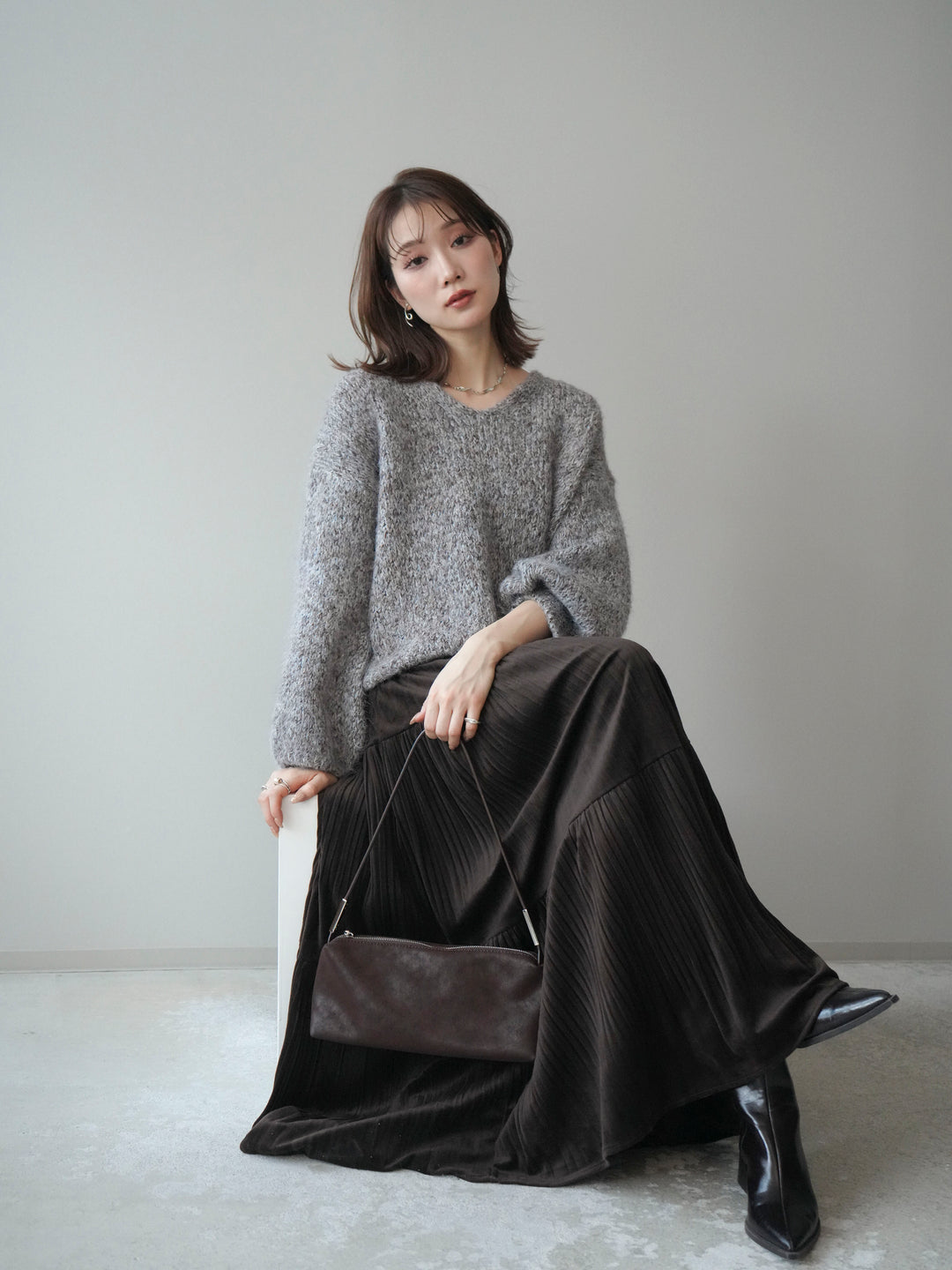 [SET]Vネックミックスヤーンニットプルオーバー+ベロアティアードワッシャースカート(2set)