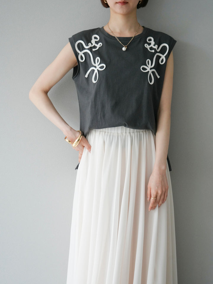 [SET] 繩繡法式袖T卹+雪紡喇叭裙（2件組）