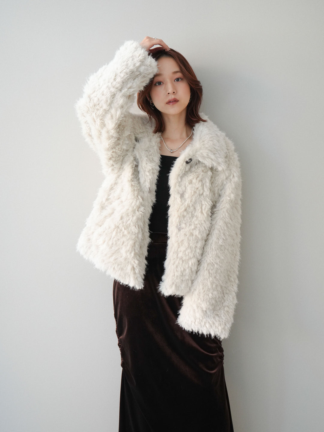 [SET]フェイクファー襟付きショートブルゾン+ギャザーベロアスカート(2set)