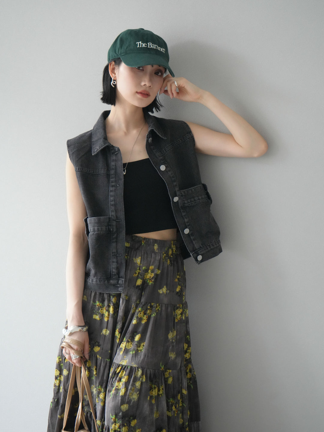 【預購】口袋設計牛仔無袖外套/黑色