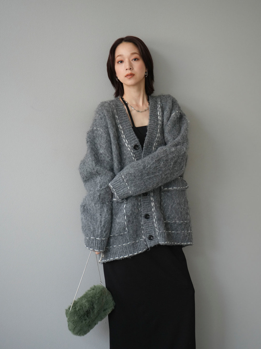 [予約]ステッチVネックニットカーディガン/グレー