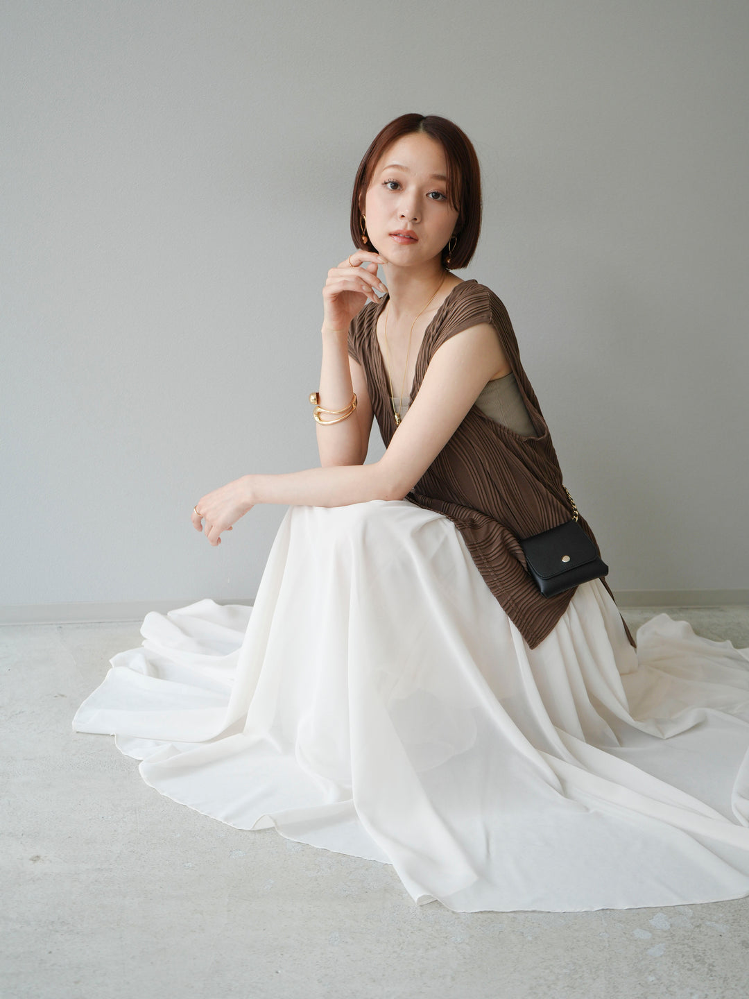 [SET]ウェーブパイピングVネックベスト+シフォンフレアスカート(2set)