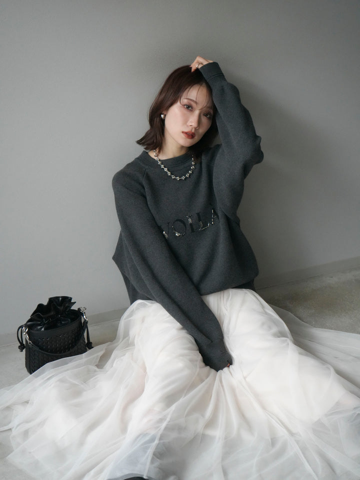 [予約]スウェットライクビーズロゴ刺繍ニットプルオーバー/charcoal