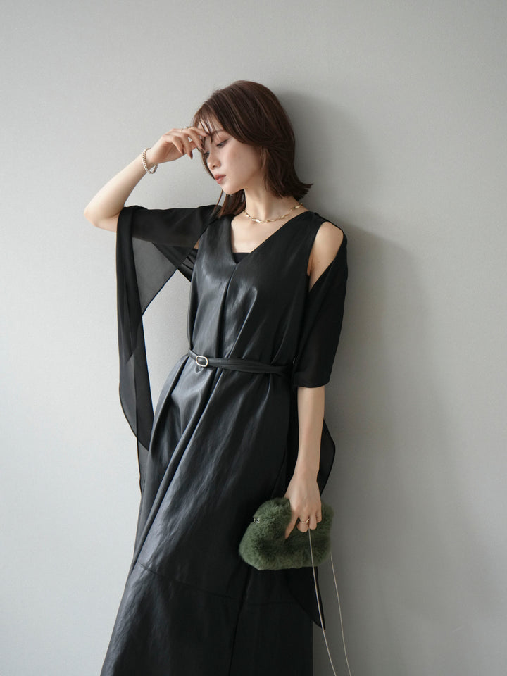 [予約]レザーAラインワンピース/ブラック
