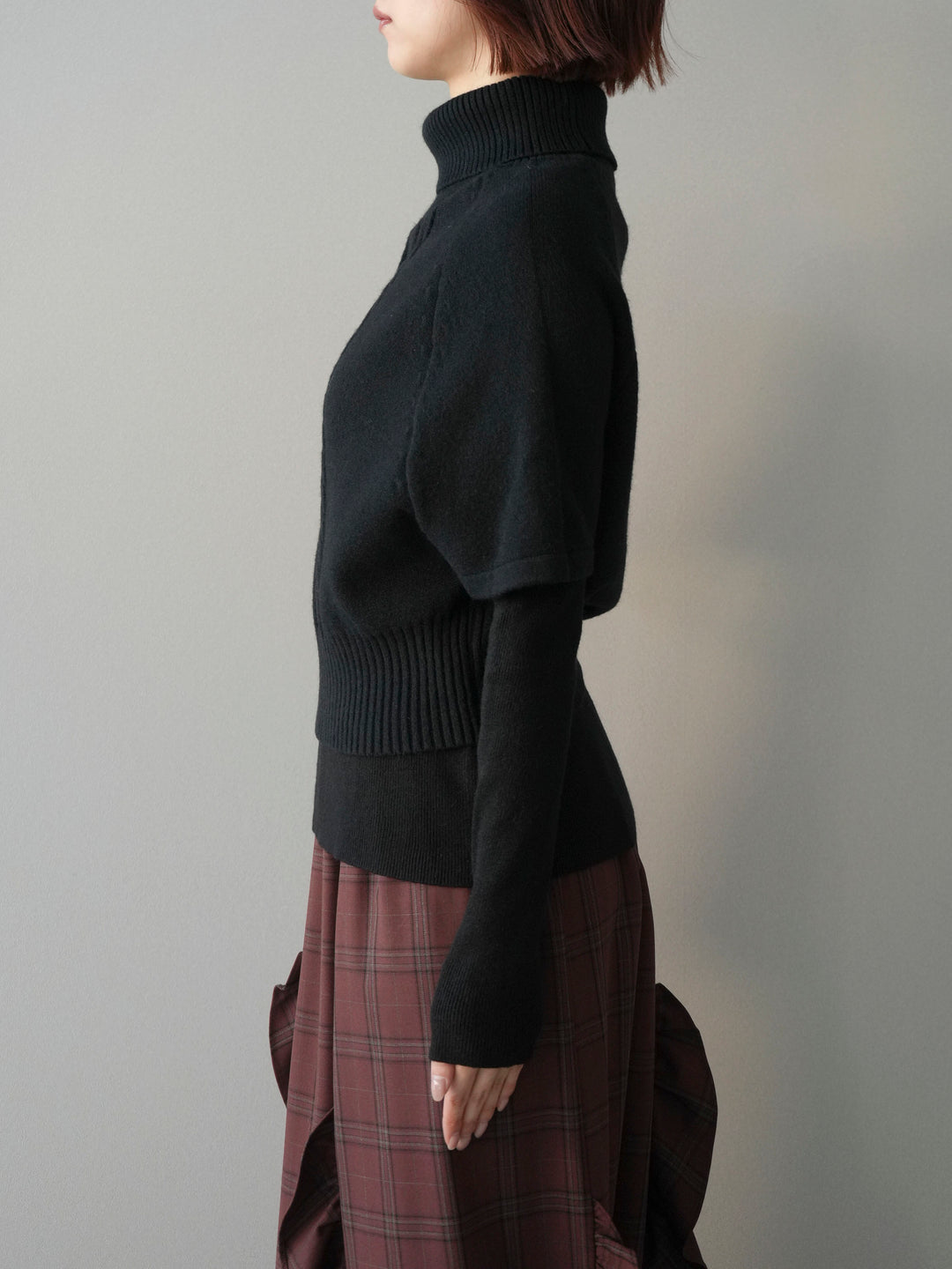 [予約]ケーブル編みタートルハーフスリーブニットアンサンブル/black