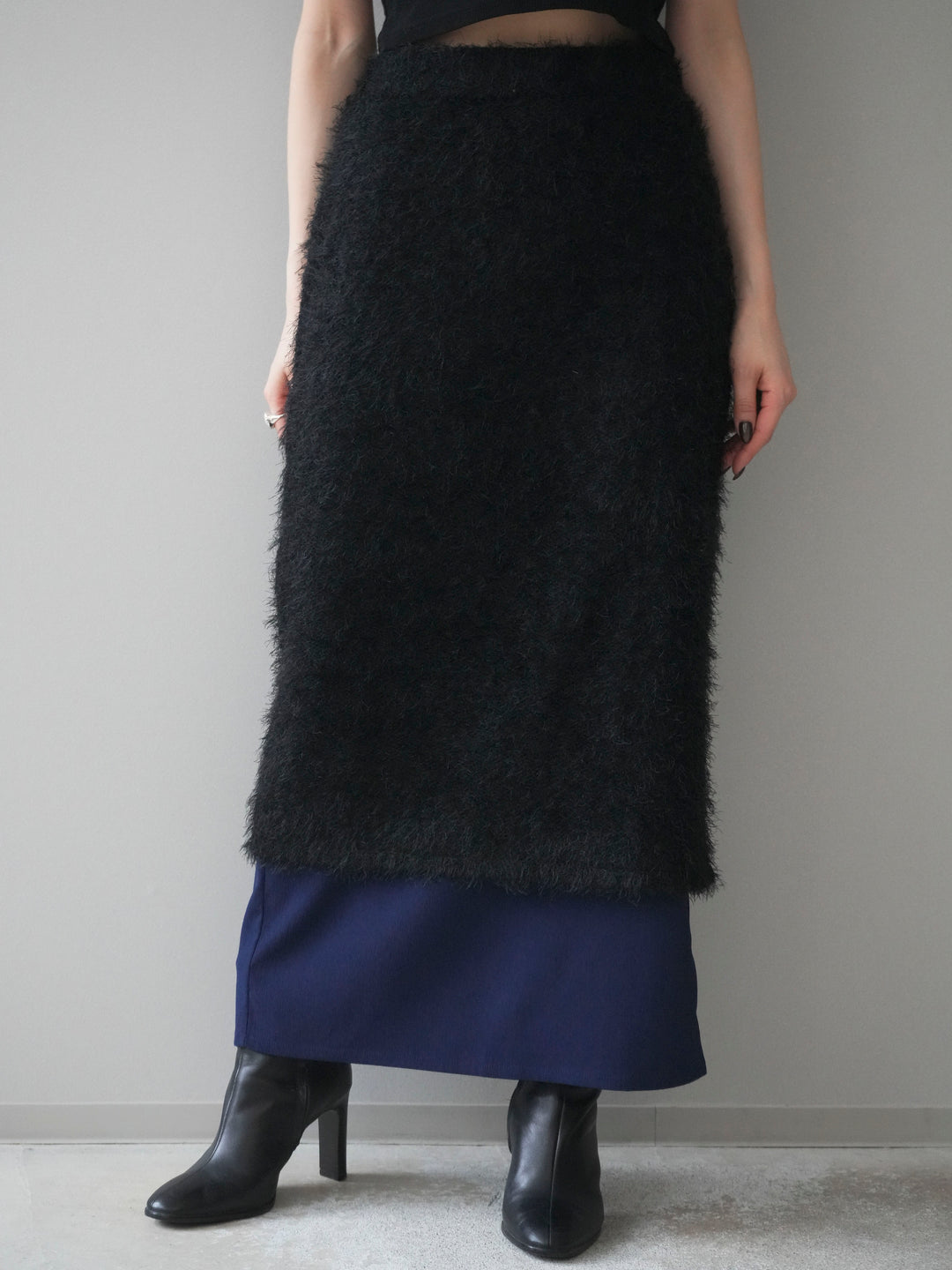 [予約]異素材バイカラーレイヤードシャギーニットスカート/black