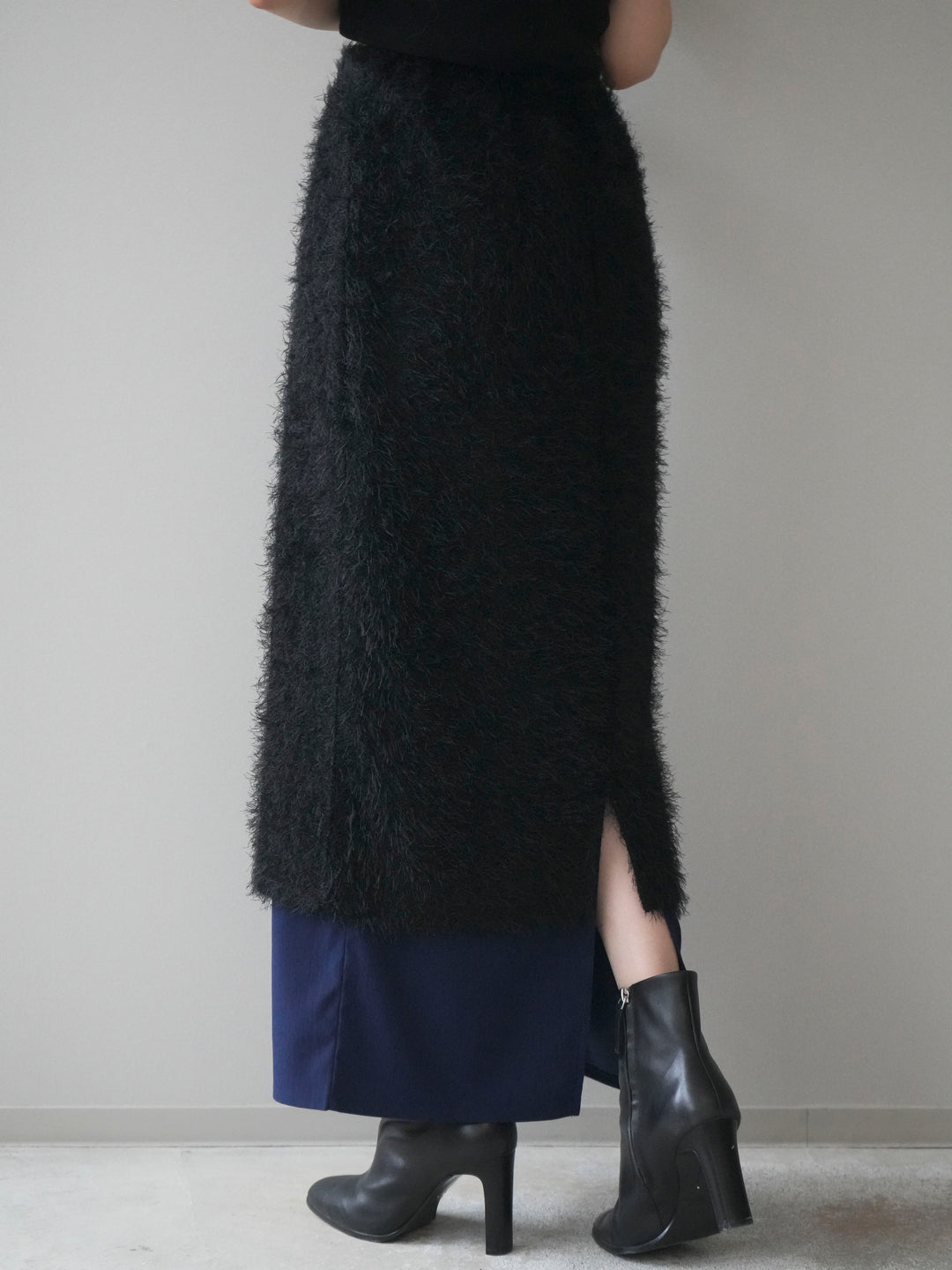 [予約]異素材バイカラーレイヤードシャギーニットスカート/black