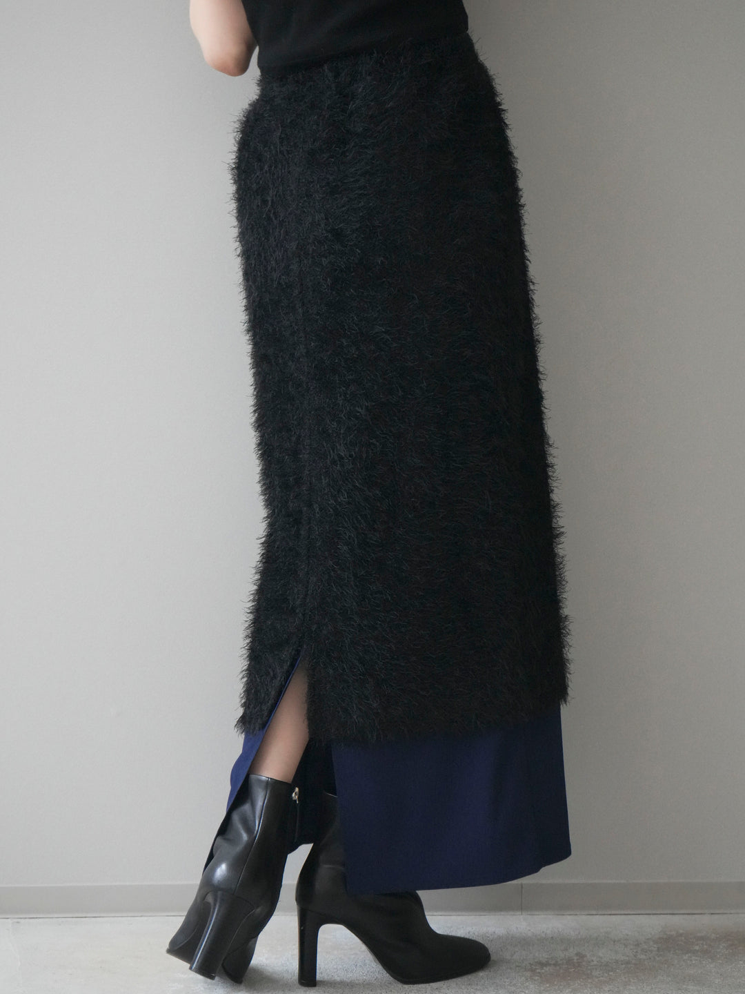 [予約]異素材バイカラーレイヤードシャギーニットスカート/black