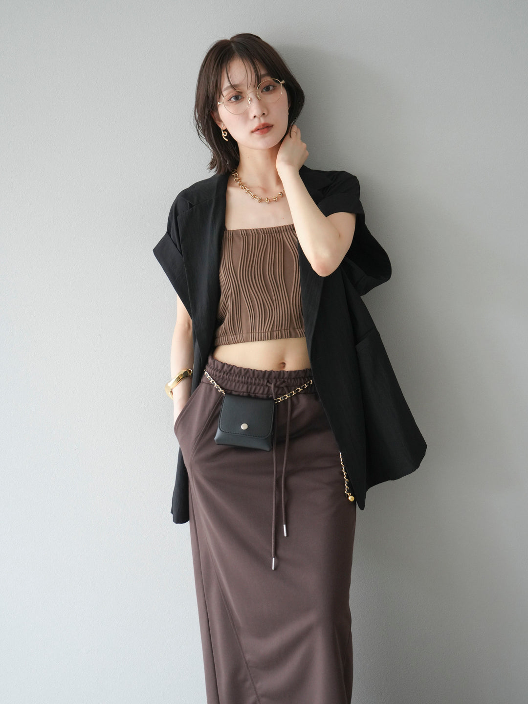 [SET]リネンライクノースリーブダブルジレ+ウェーブパイピングカップ付ベアキャミソール(2set)