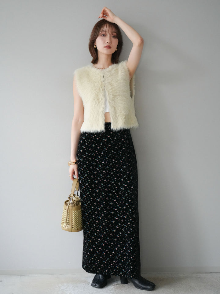 [予約]ベロアフラワープリントIラインスカート/ブラックxイエロー