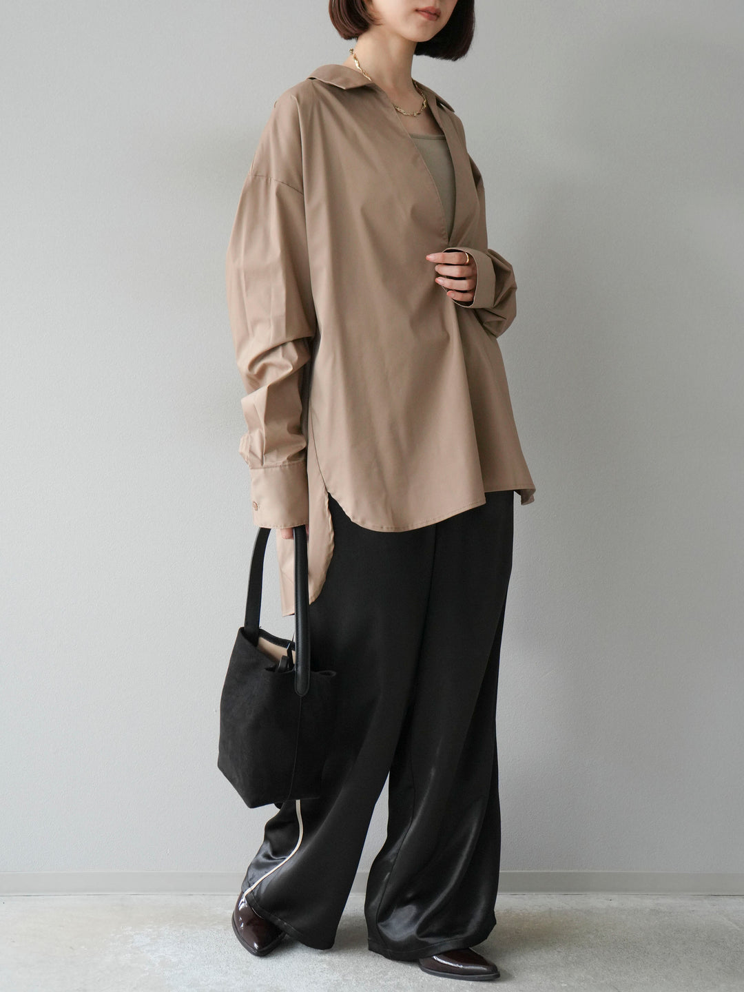 [予約]サテンラインワイドパンツ/ブラック