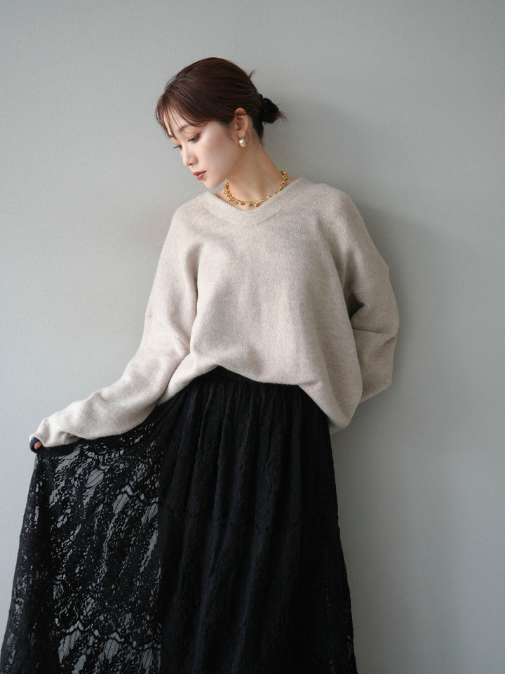 【預購】V領拼色袖針織套頭衫/米色