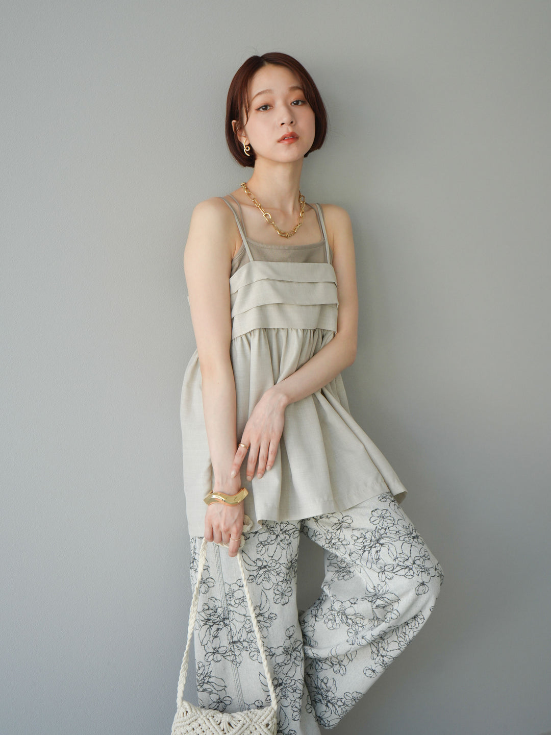 [預訂] 仿亞麻緊身設計吊帶背心/米白色