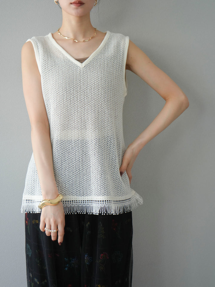 [予約]裾フリンジVネックニットタンクトップアンサンブル/オフ