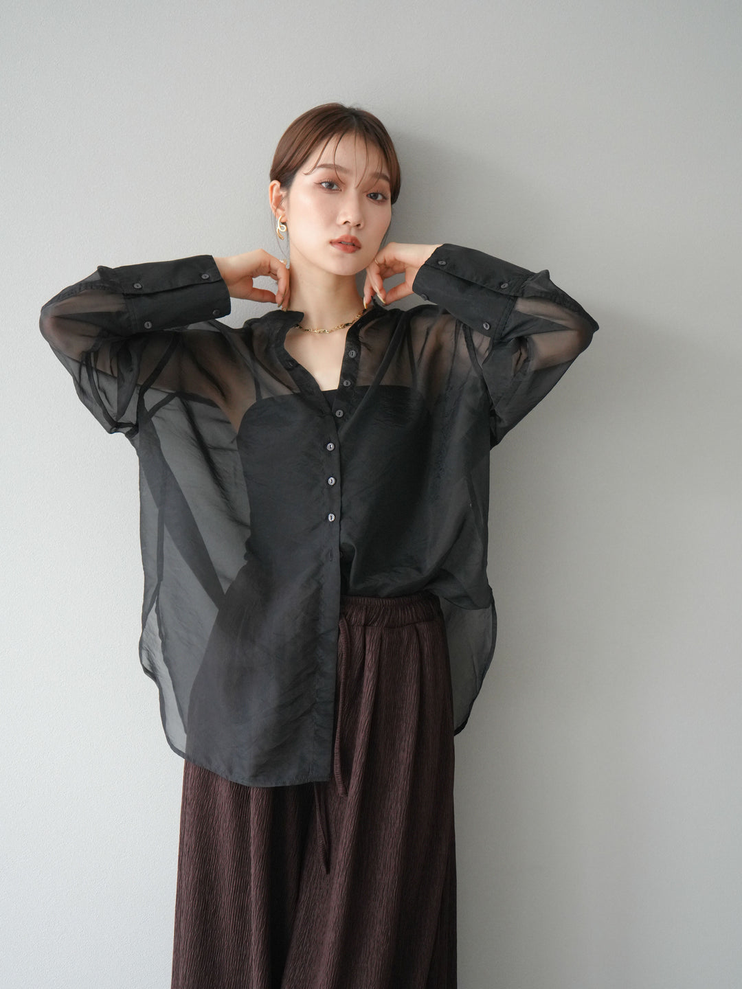 [SET] 亮面透視立領襯衫 + 柳葉寬褲 (2set)