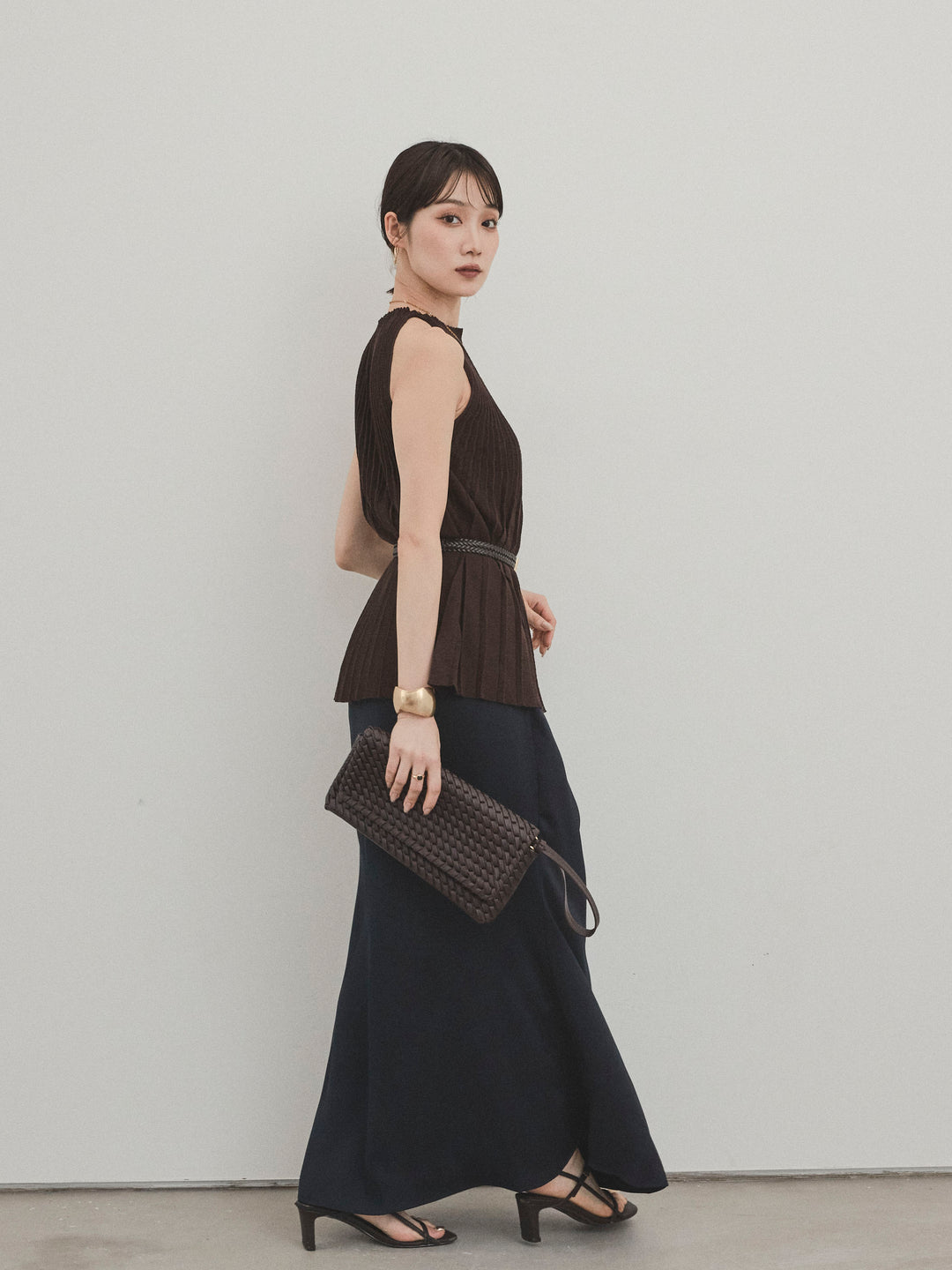 [SET]プリーツニットキャミソール+リラックスナロースカート(2set)