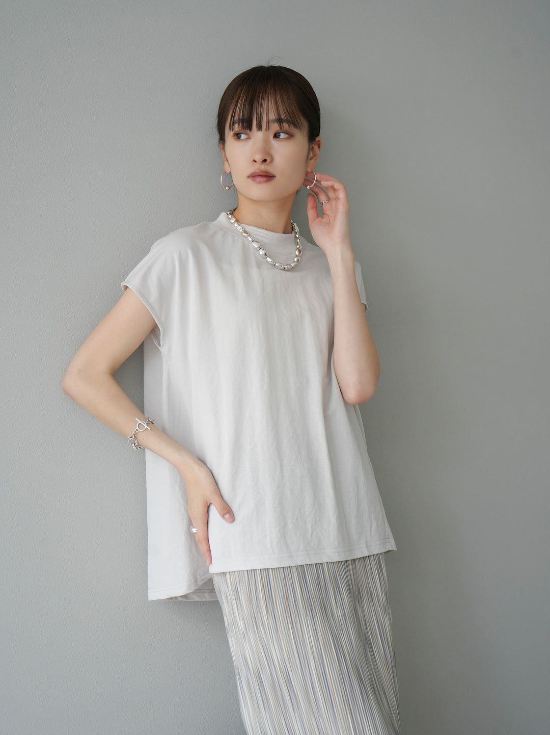 [Pre-order] Cool-touch petite neck French sleeve T-shirt/Ecru