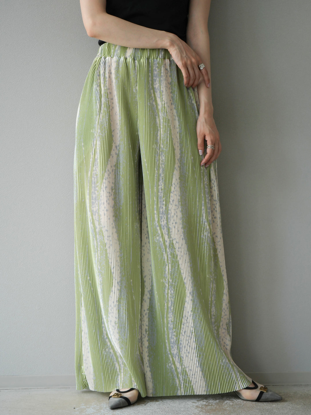 [予約]ニュアンスプリーツワイドパンツ/ライトグリーン
