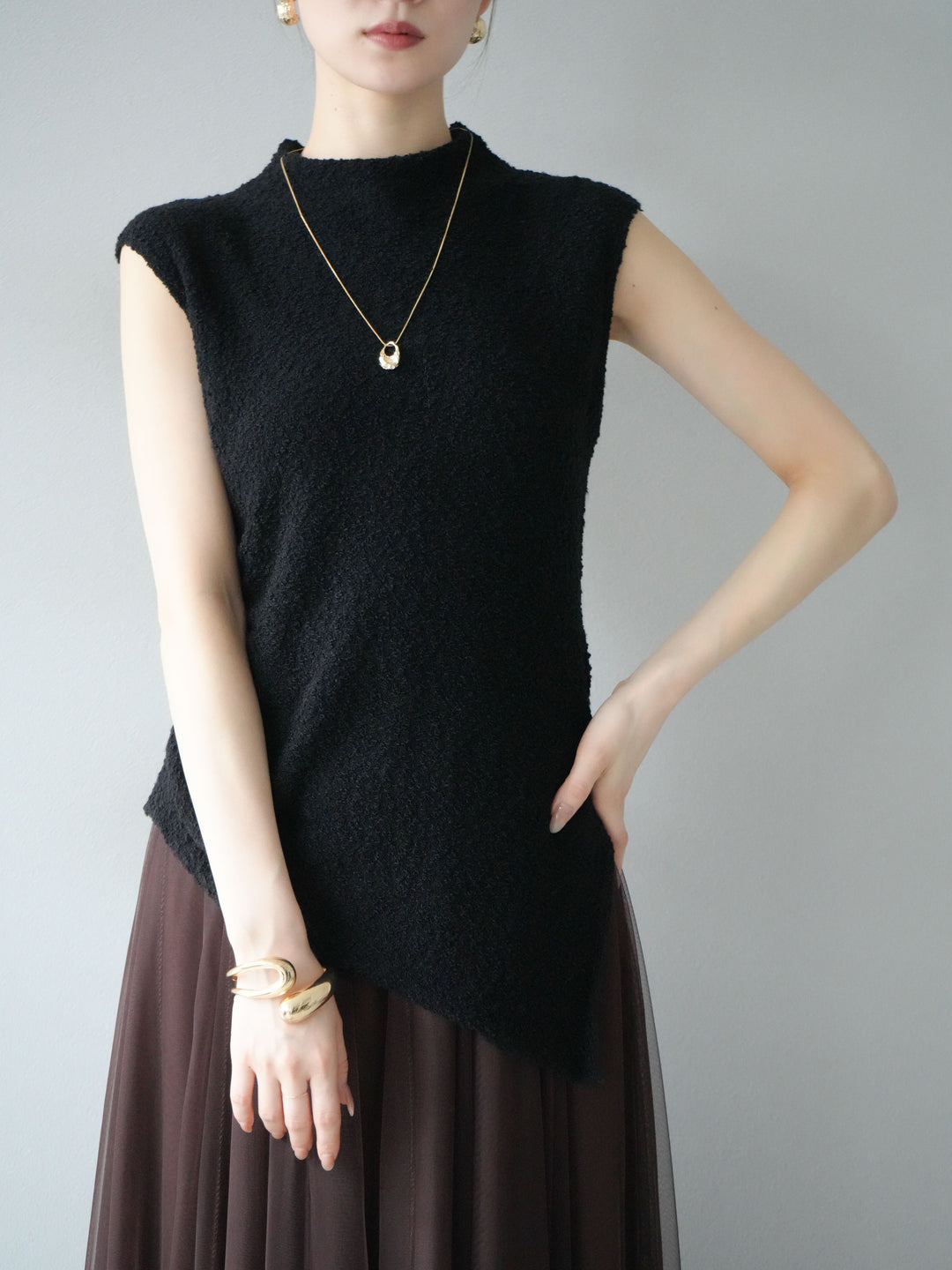 [SET]ブークレアシメニットノースリーブトップス+チュールボリュームスカート(2set)