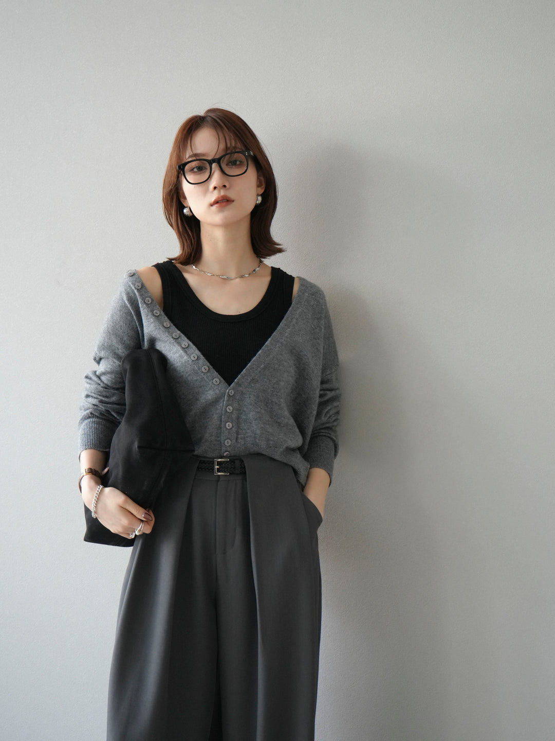 [SET]デザインボタンニットカーディガン＆タンクトップSET+ベルトループデザインワイドパンツ(2set)