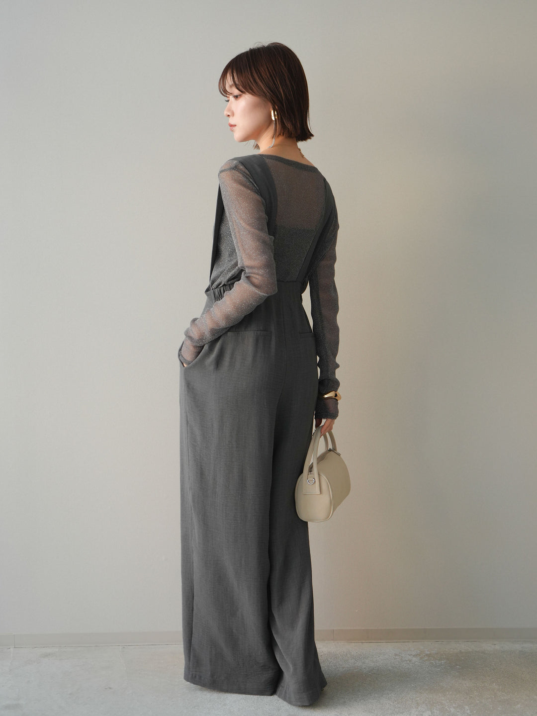 [予約]シボ加工ハイウエストタックサロペット/charcoal