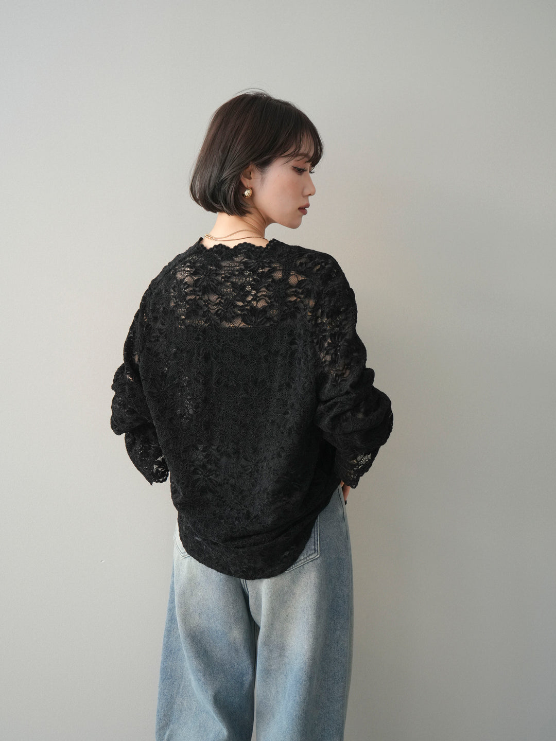 [予約]Vネックレースブラウス/black