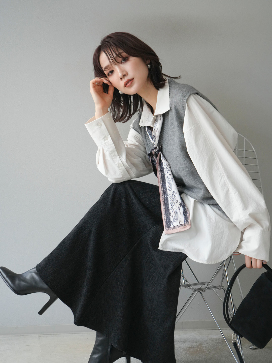 [予約]スカーフ付きニットベスト/gray