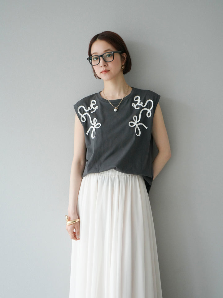 [SET] 繩繡法式袖T卹+雪紡喇叭裙（2件組）