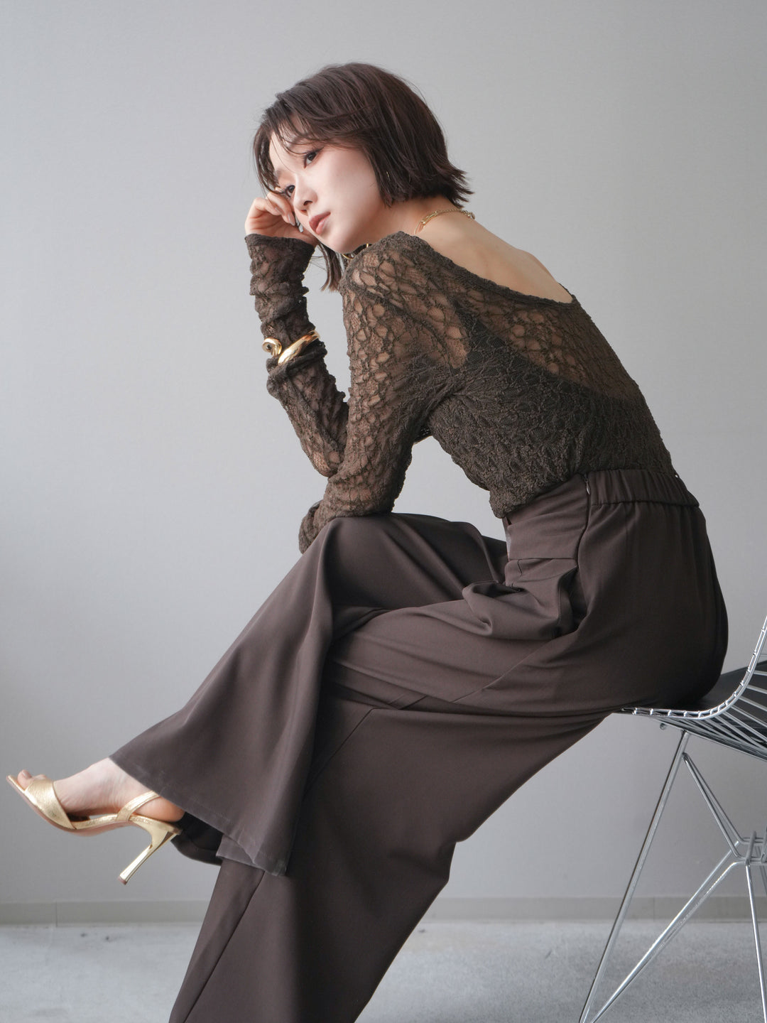 [予約]バックラウンドジャガードレーストップス/brown