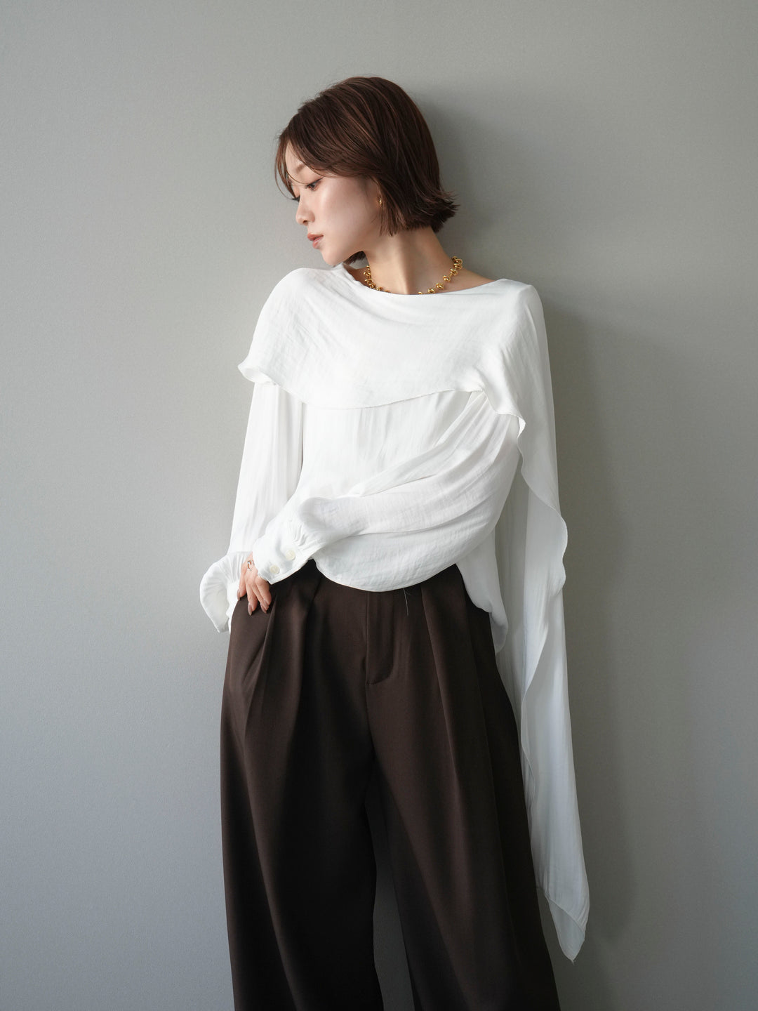 [予約]シルキードレープブラウス/white