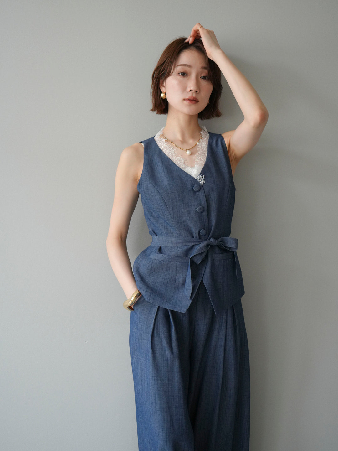 【套裝】蕾絲邊背心和垂褶褲套裝（2 套）