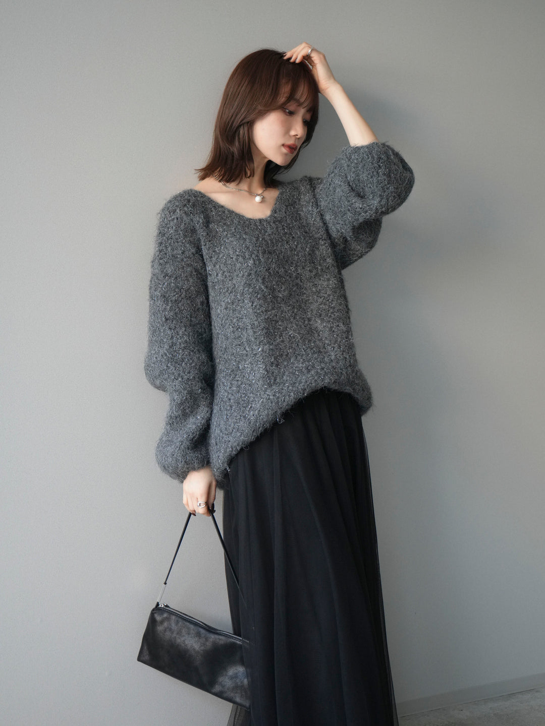 [予約]ウールタッチラメミックスヤーンVネックニットプルオーバー/charcoal