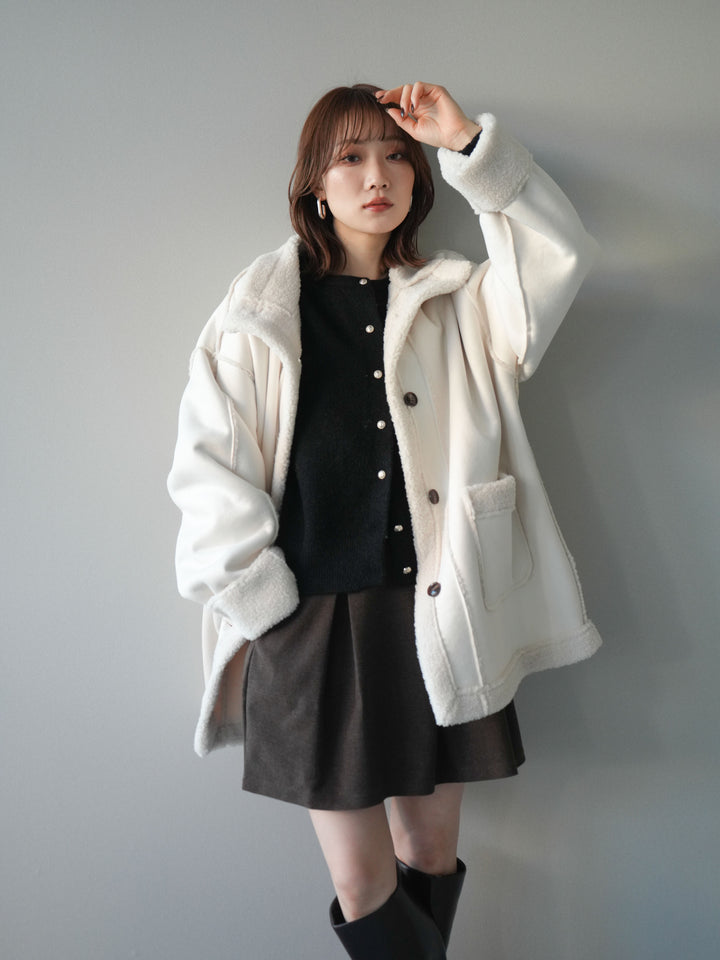 [予約]スタンドネックフェイクムートンミディアムコート/ivory