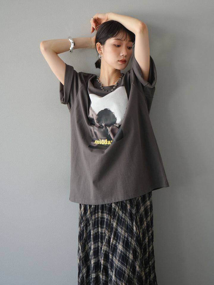 [SET]ネオンロゴフォトプリントBIG Tシャツ+シアーチェックアシンメトリーワッシャースカート(2set)